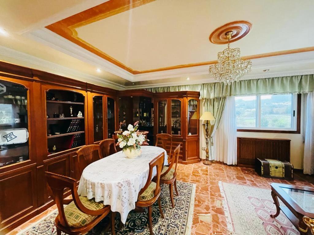 فيلا Casa Paradela Sanxenxo بونتيفيذرا المظهر الخارجي الصورة